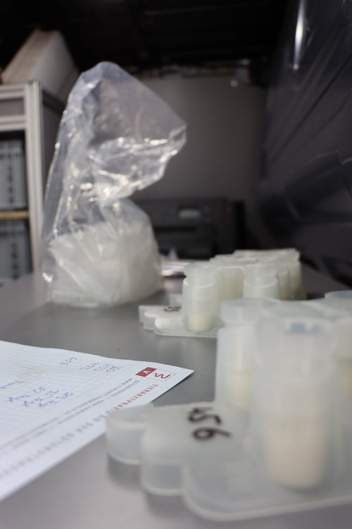 Mastitismonster flesjes voor externe laboratoriumanalyse